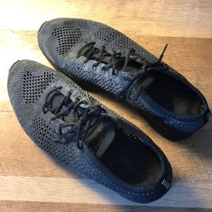 Men’s Nike Flyknit Racer, Triple Black, size 10